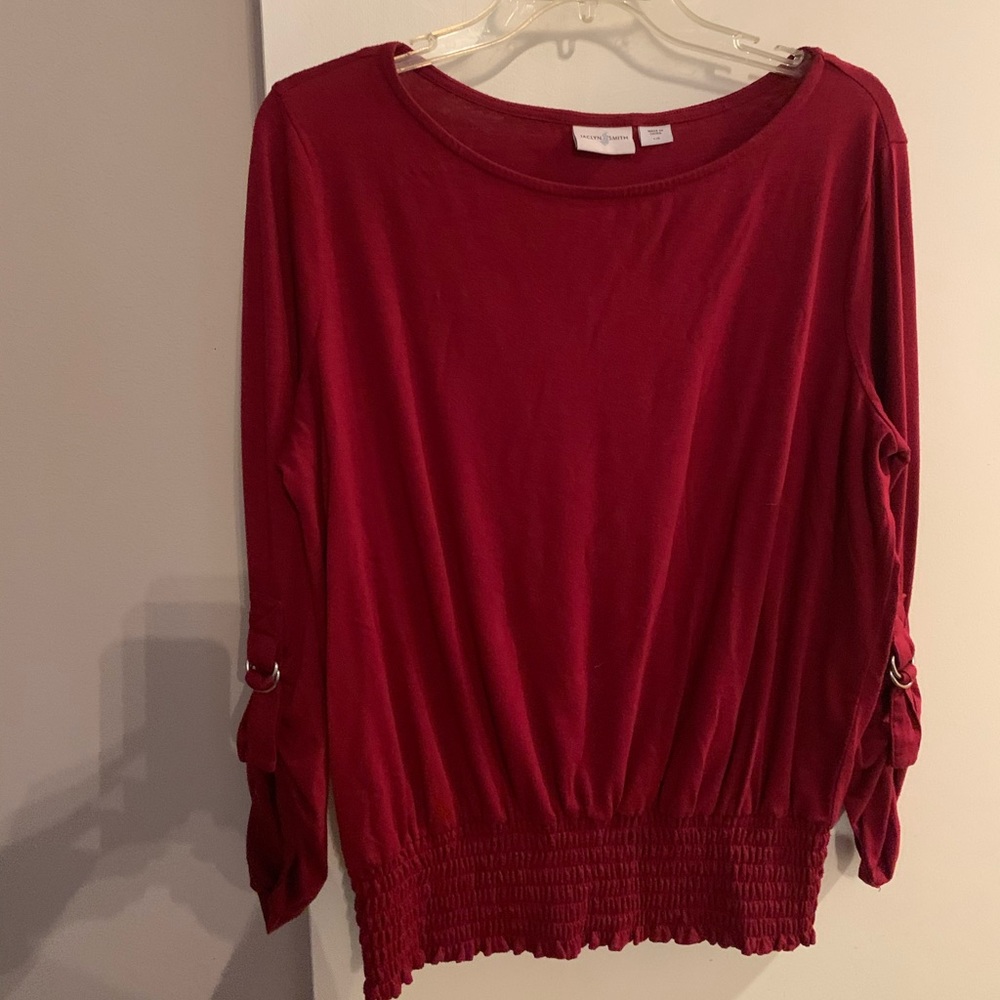👚 3/$20.  Red casual blouse.  Large women’s size